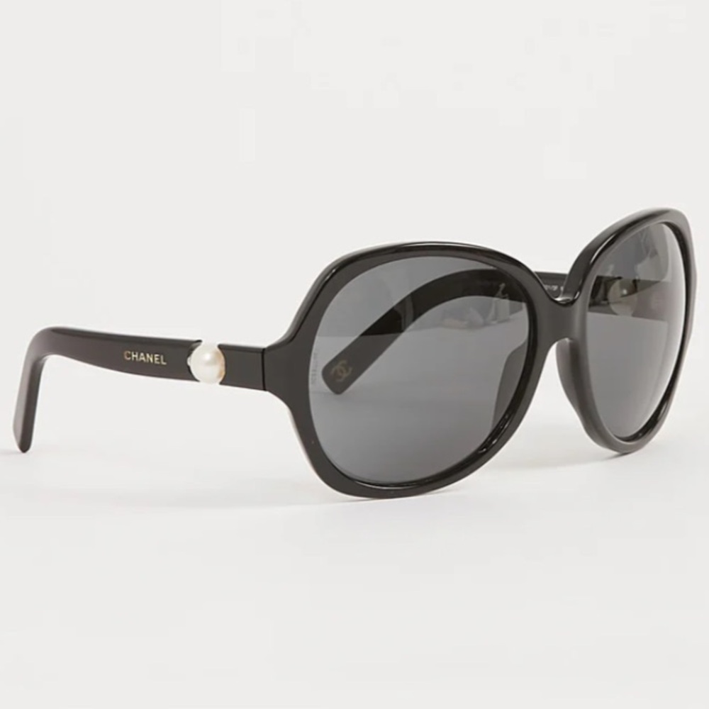 Authentic Chanel Collection Perle ~ in Black~5141-H